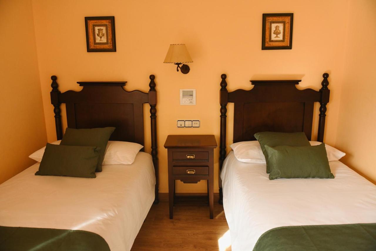 Hotel Rural Villa De Vinuesa Buitenkant foto